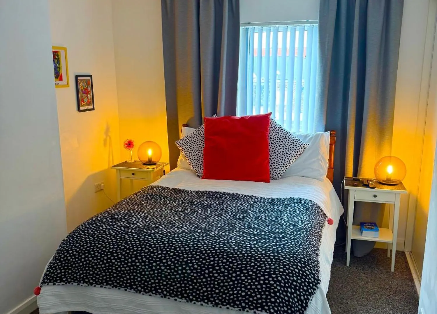 Stay-K-Belfast Cosy Entire House 10 Mins From City Centre 0*, Belfast United Kingdom